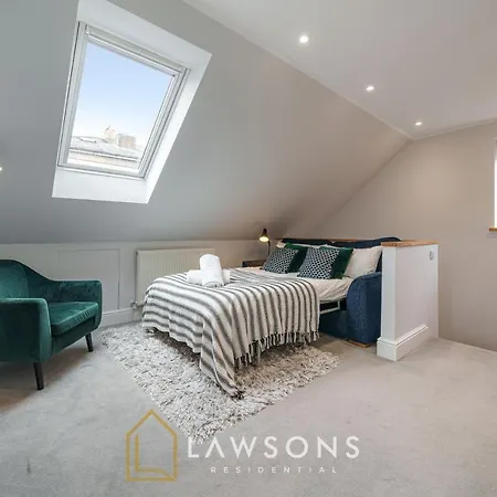 Loft Living By Lawsons With Parking Appartement Windsor Buitenkant foto