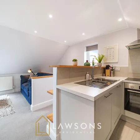 Loft Living By Lawsons With Parking Appartement Windsor Buitenkant foto